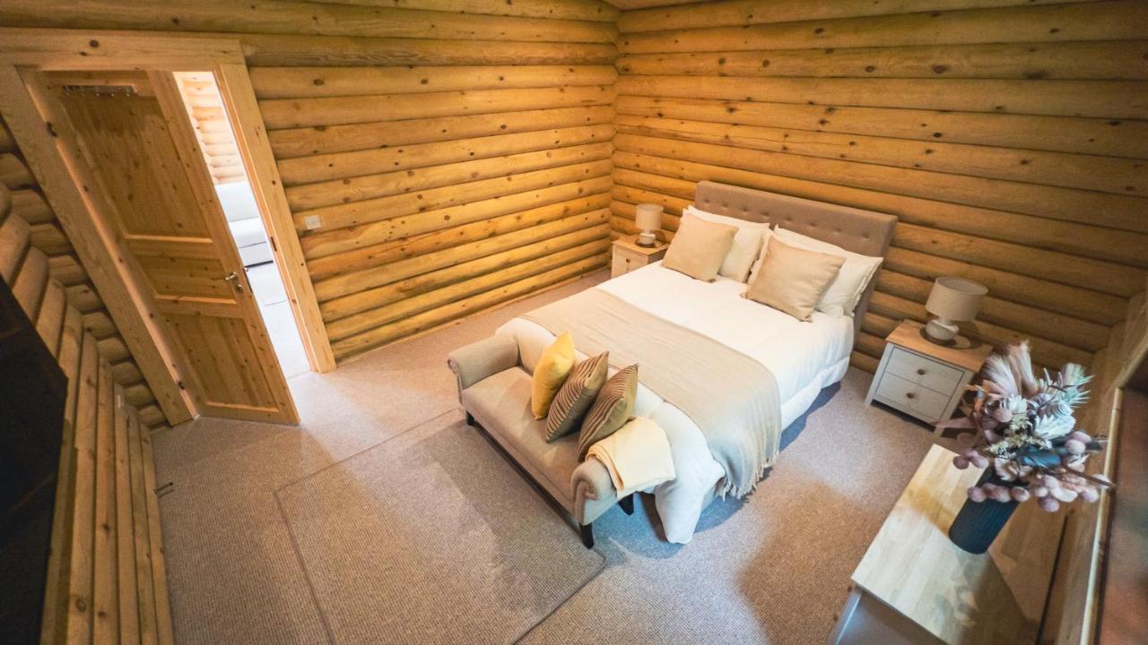 Aspen Lodge, Amazing New Log Cabin With Hot Tub - Sleeps 6 - Felmoor Park Morpeth Exterior foto